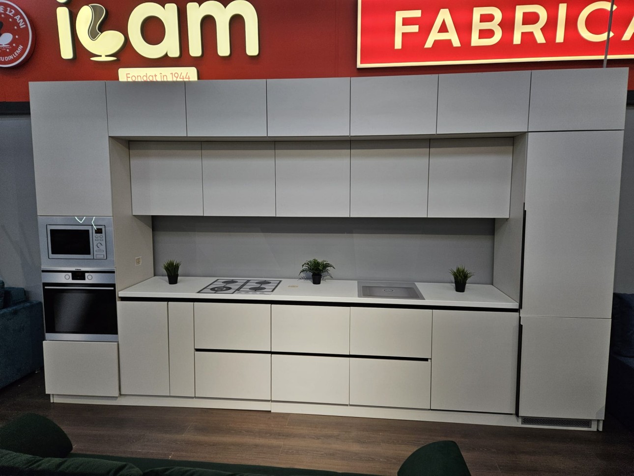 Bucatarie cu insulă