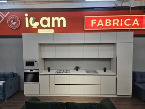 Bucatarie cu insulă