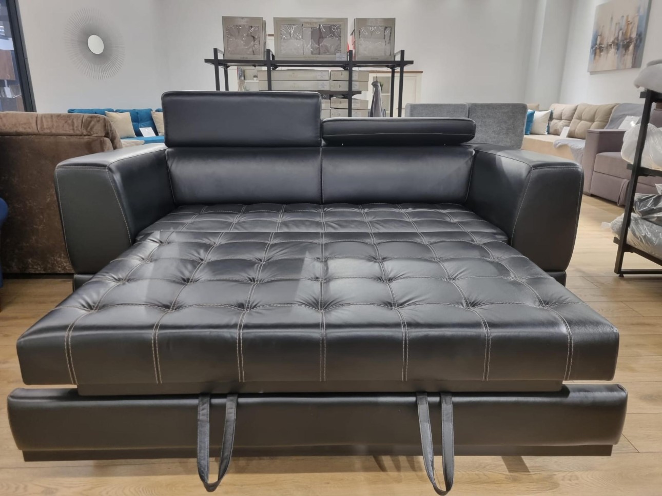 Canapea extensibilă BUTLER 1800, tetiere reglabile, 2360x1120x780 mm, spațiu de dormit 1780x1930 mm.