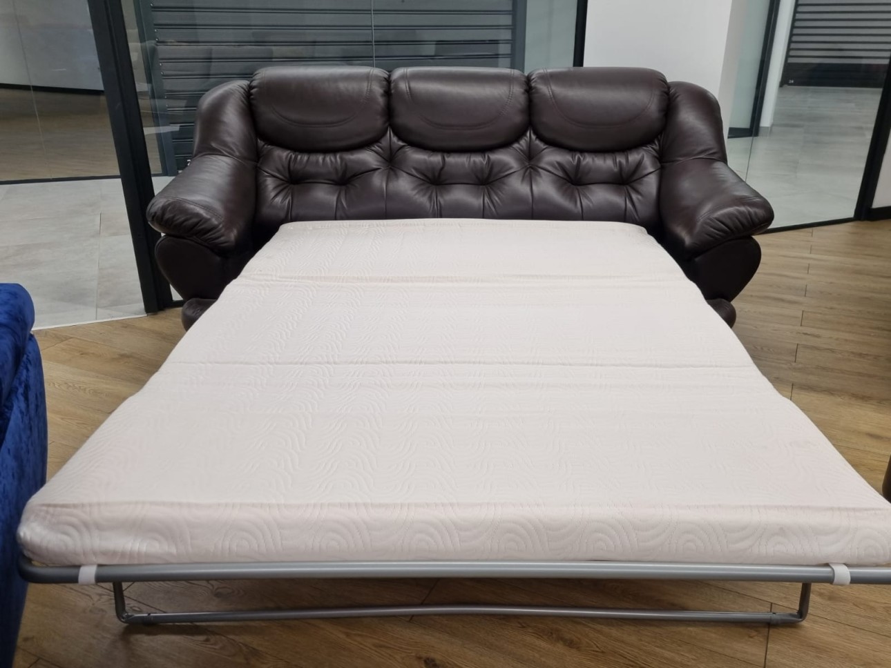 Canapea extensibilă Mercédes 3, 3 locuri, 2100x1000x950 mm, spațiu de dormit 1400x1900 mm.