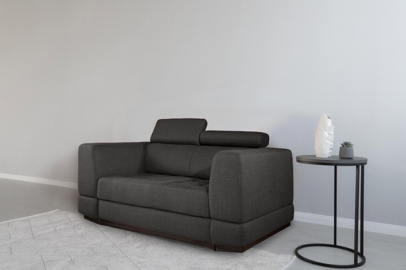 Canapea extensibilă BUTLER 1400, tetiere reglabile, 1960x1120x780 mm, spațiu de dormit 1380x1930 mm.