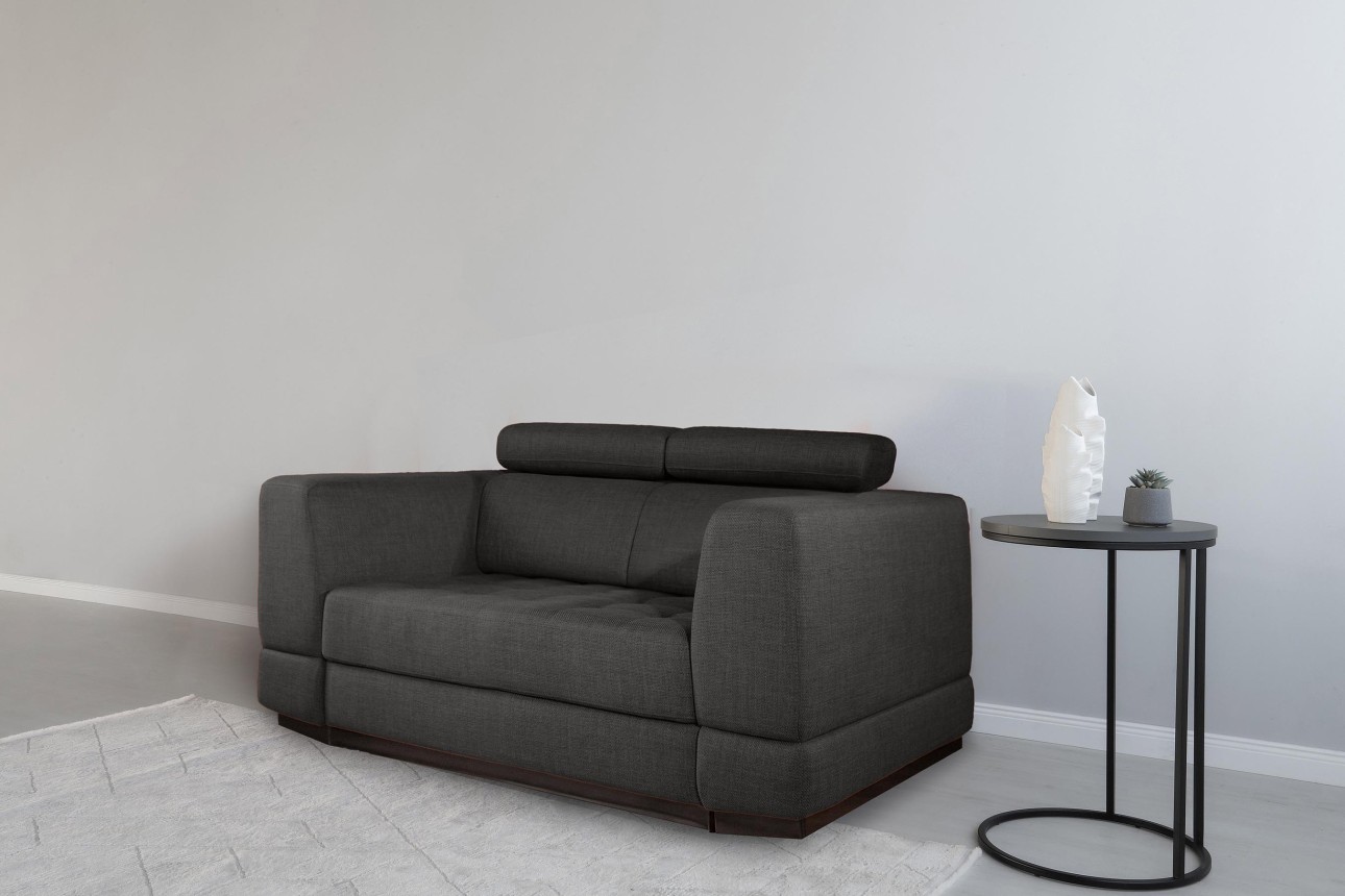 Canapea extensibilă BUTLER 1400, tetiere reglabile, 1960x1120x780 mm, spațiu de dormit 1380x1930 mm.
