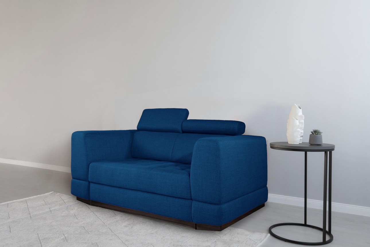 Canapea extensibilă BUTLER 1400, tetiere reglabile, 1960x1120x780 mm, spațiu de dormit 1380x1930 mm.