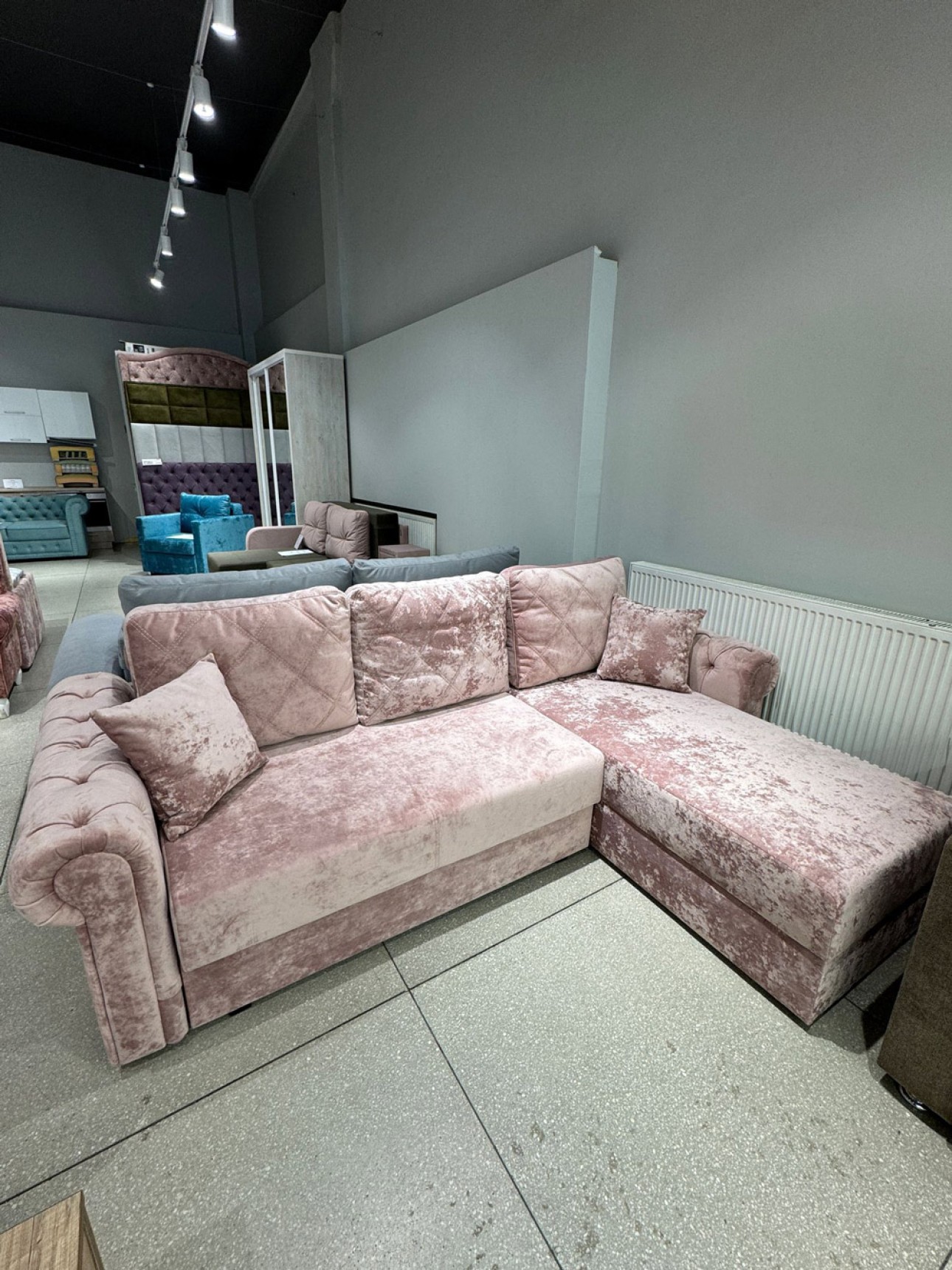 Colțar LUXURY 3, 3150x1800x850 mm, suprafața dormit 2630x1600 mm.