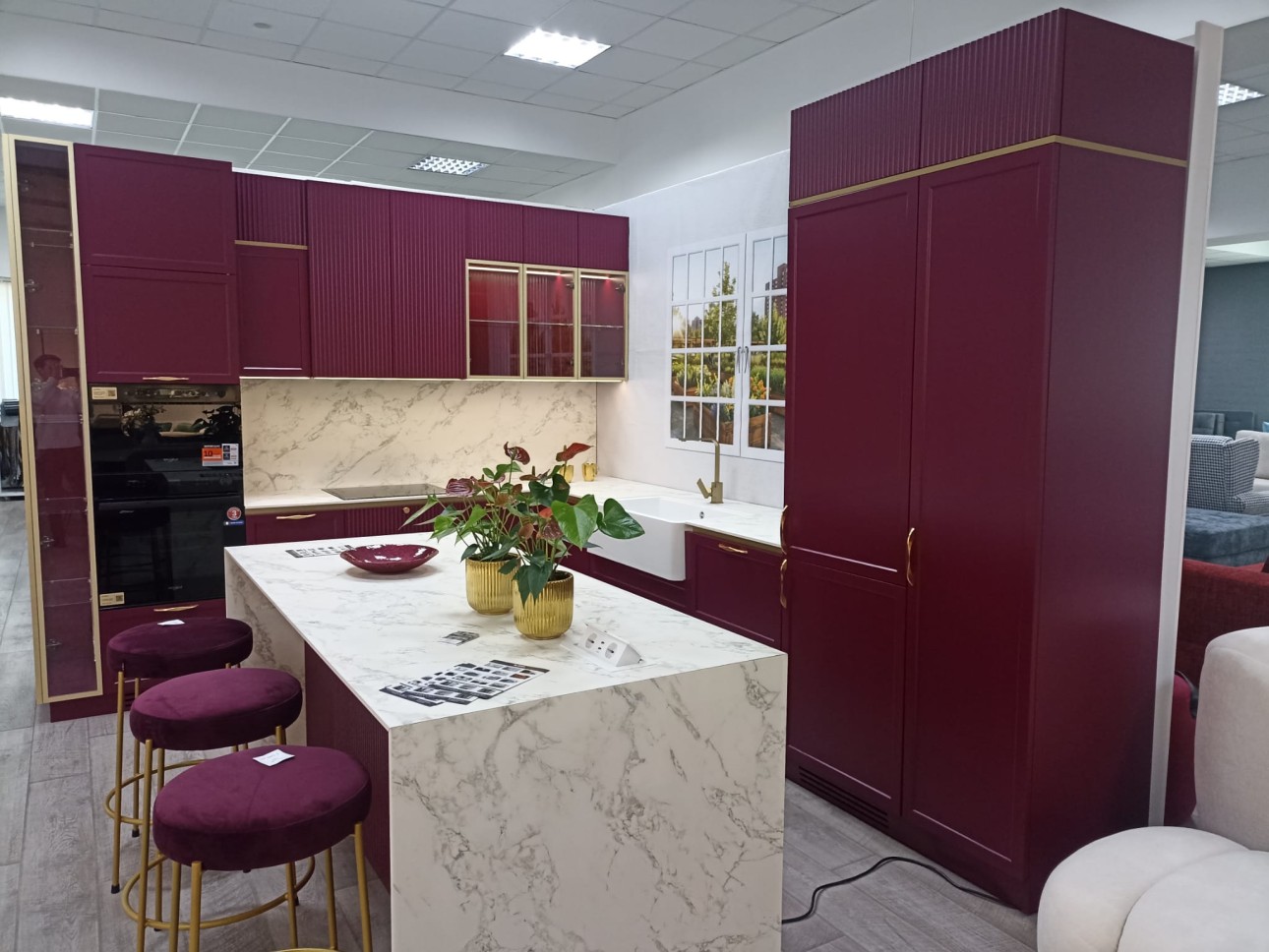 Bucătaria "Burgundy"