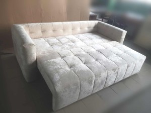 Canapea după Poză – Canapea Liniară "Velvet Modern"