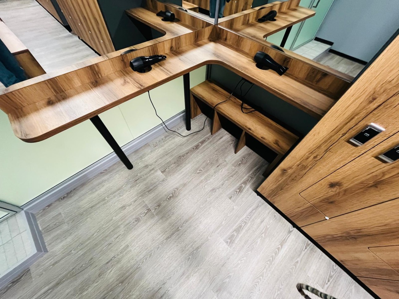 Amenajarea Sălii de Fitness Da Fit: Mobilier Comercial la Comandă după Design Proiect